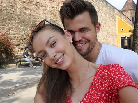 magnus carlsen girlfriends|Magnus Carlsen: net worth, age, girlfriend, family,。